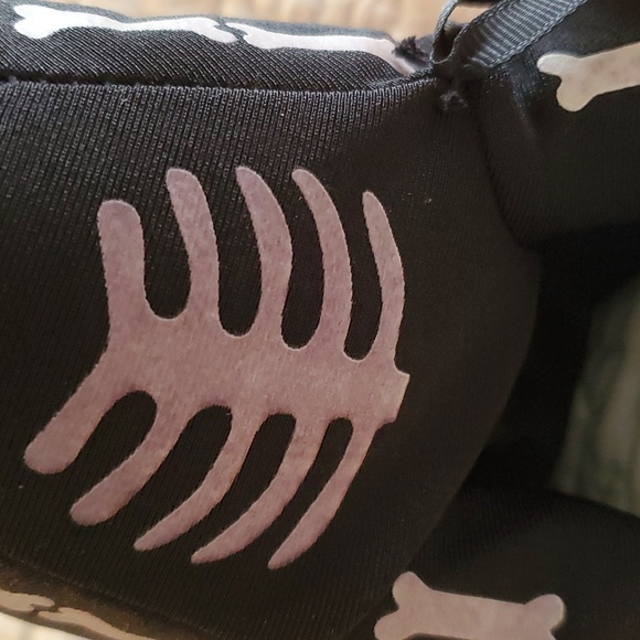 SOLD Skeleton Yarget Bullseye dog - Picture 5 of 9